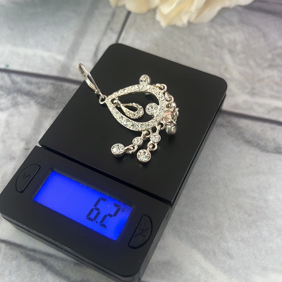 Tear drop chandelier bling earrings unbranded - Picture 5 of 5